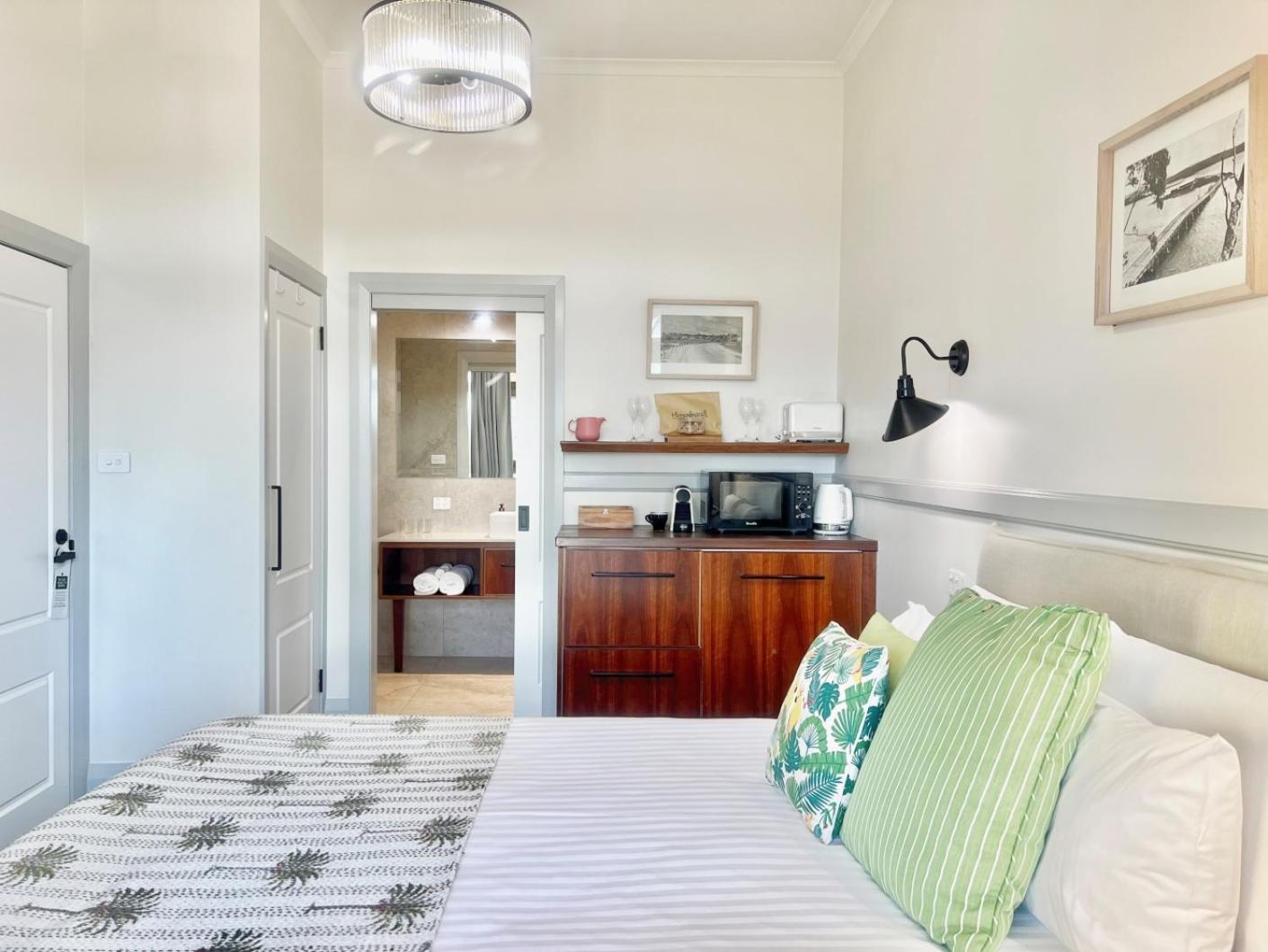 Bermagui Beach Hotel 외부 사진